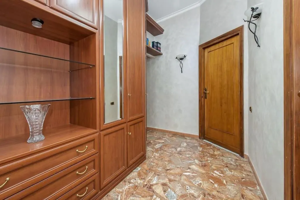 Domus Patrizia Romana 6 Persone 0*, Řím