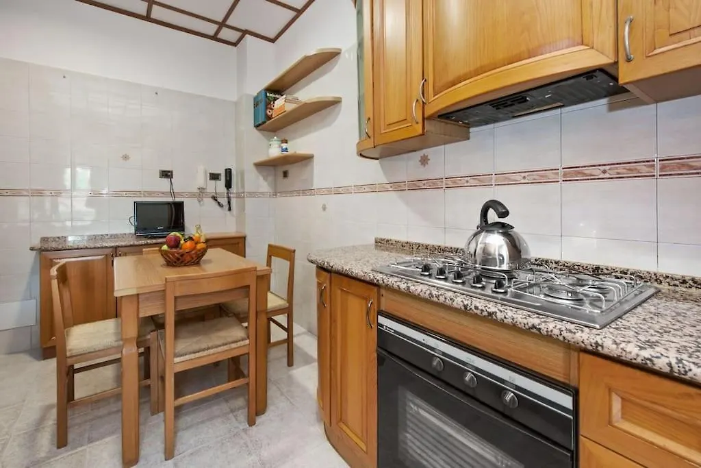 Domus Patrizia Romana 6 Persone Apartmán